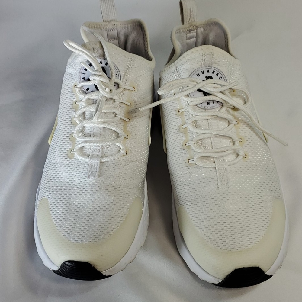 AIR HUARACHE by Nike Sneakers Size 9 Women